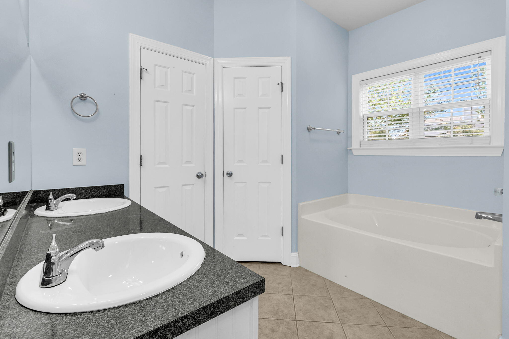 7744 Fayetteville Road