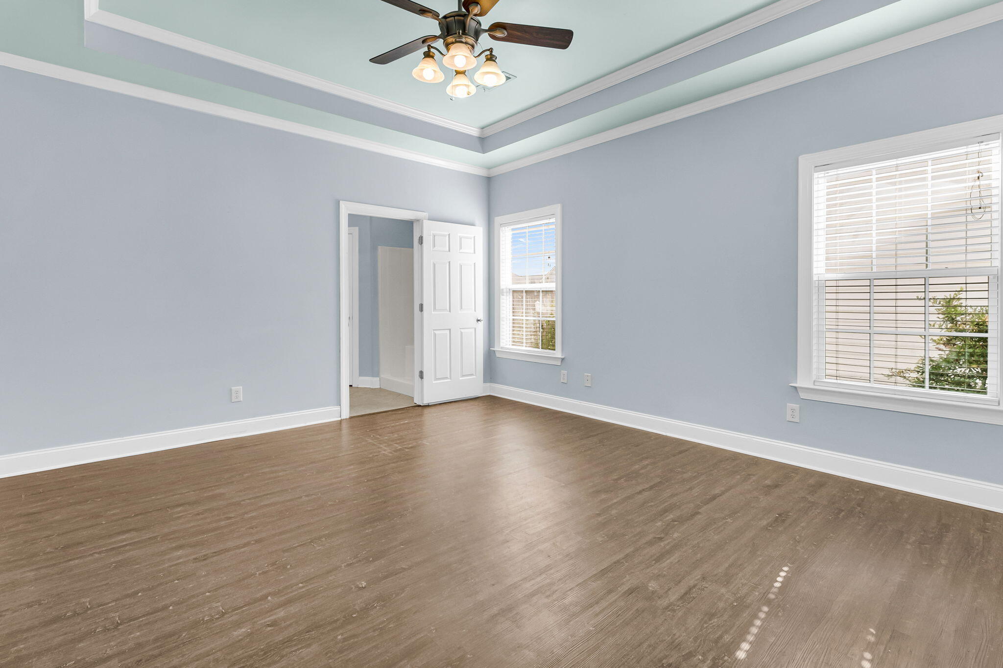 7744 Fayetteville Road