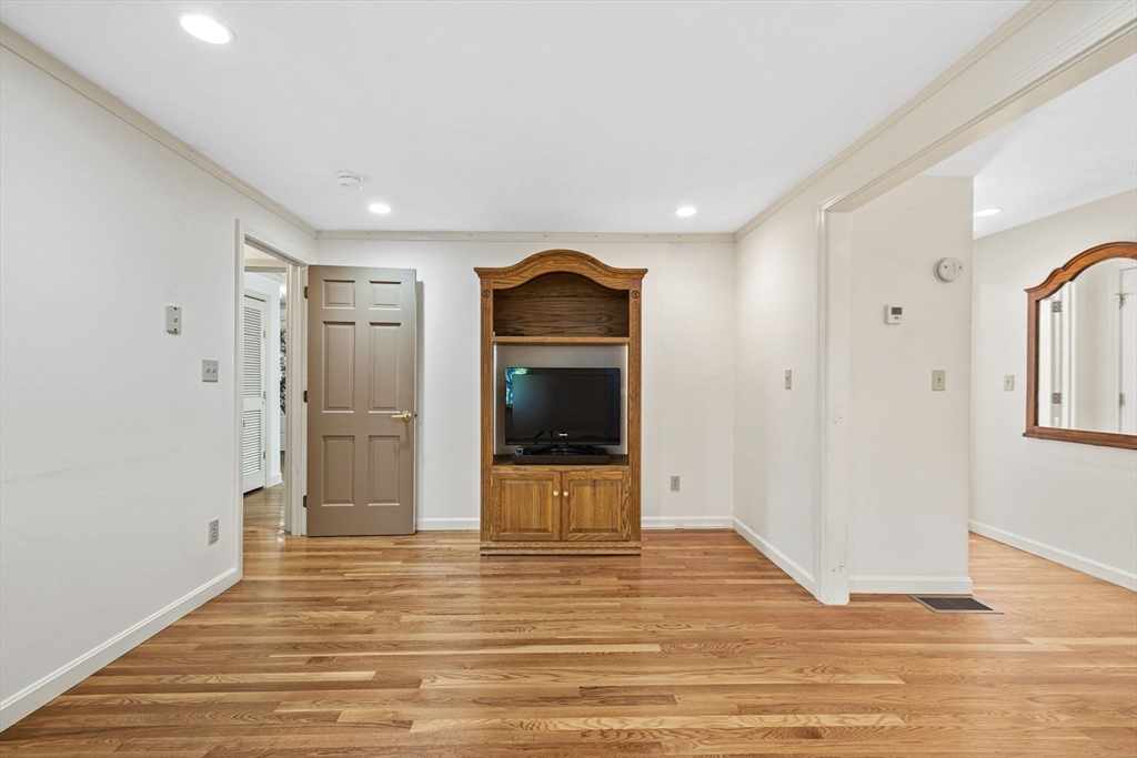 14 Sandpiper Cir