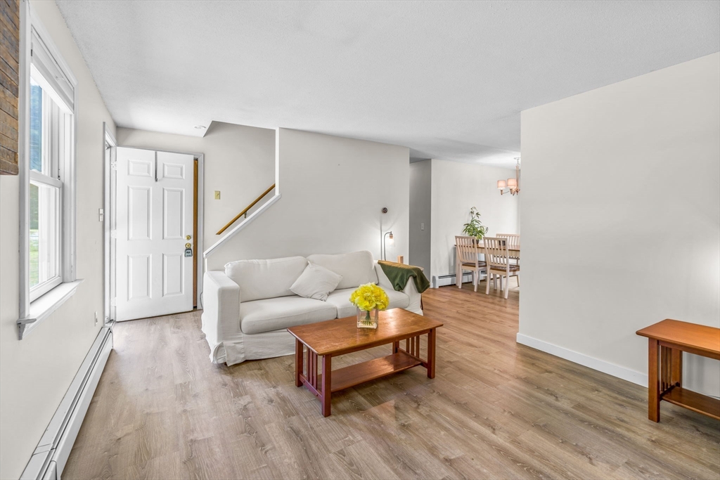 125 Saint Marks Rd