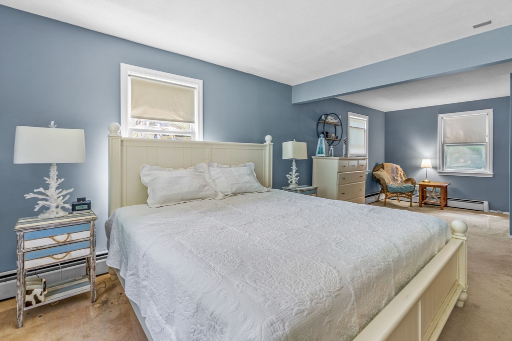 125 Saint Marks Rd
