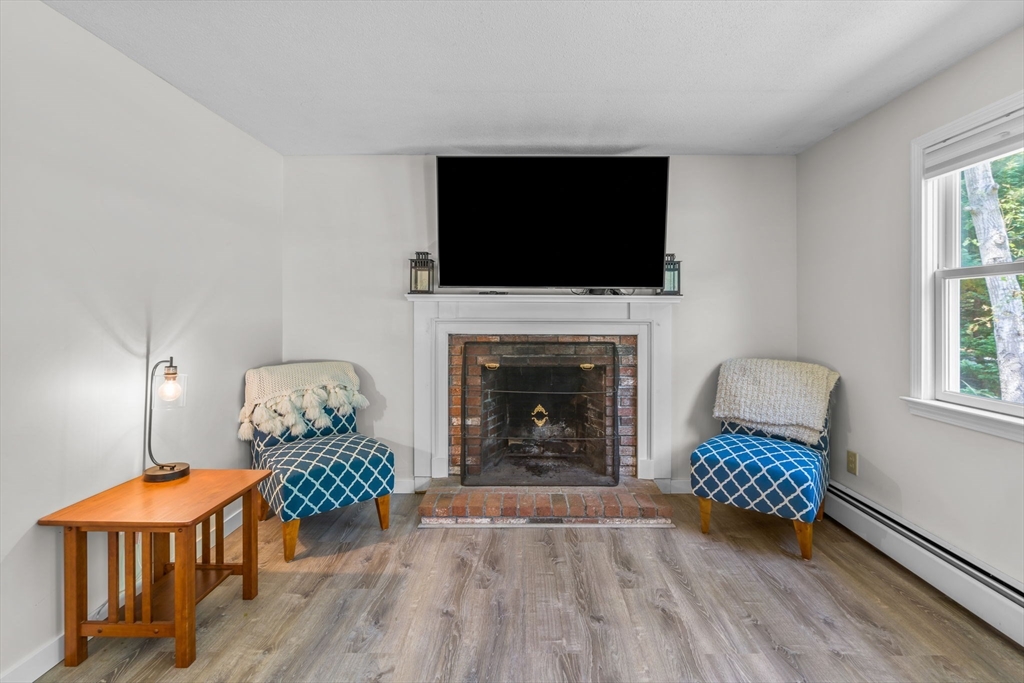 125 Saint Marks Rd