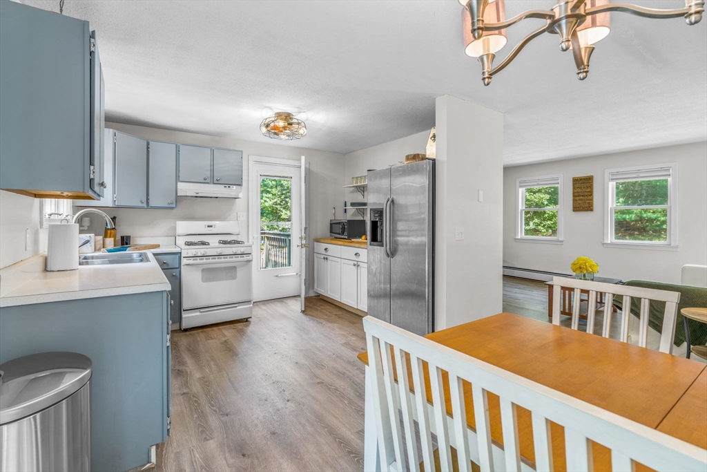 125 Saint Marks Rd