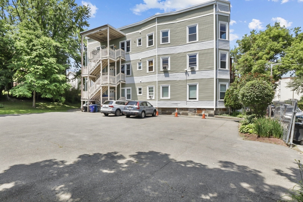 73 Waverly St # 2