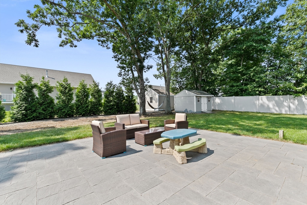 21 Pasture Brook Rd