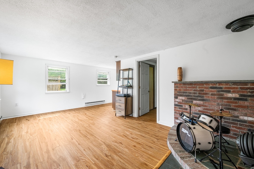134 West Elm