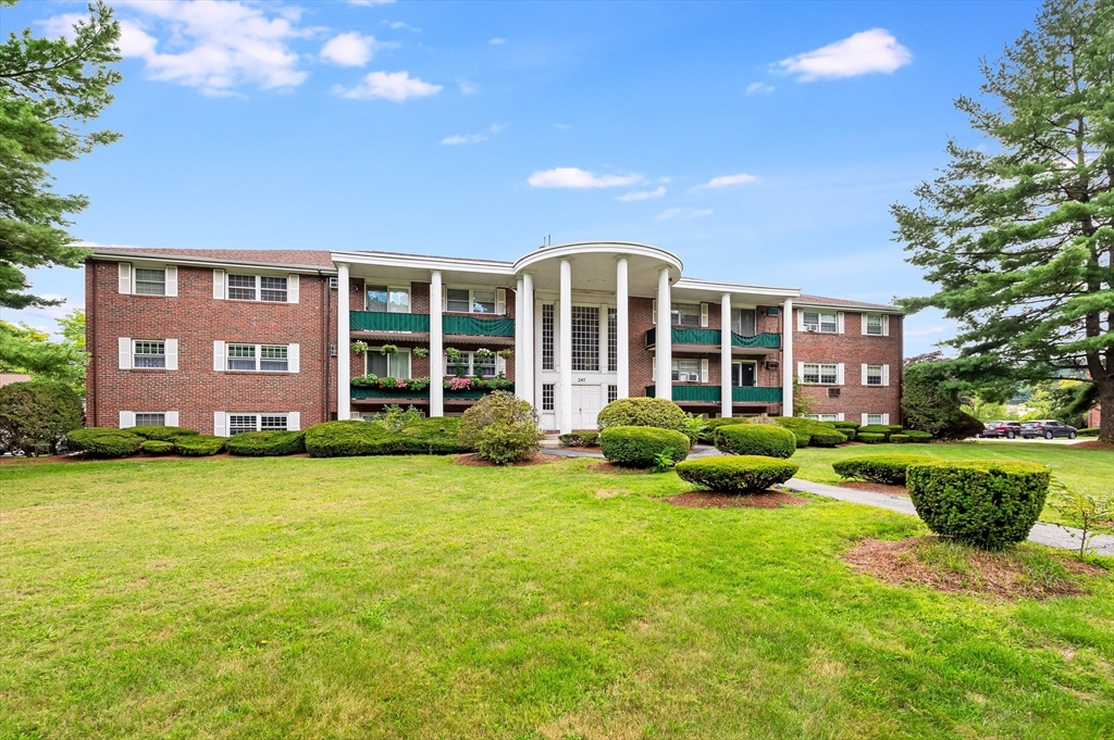 247 N. Main St # 4