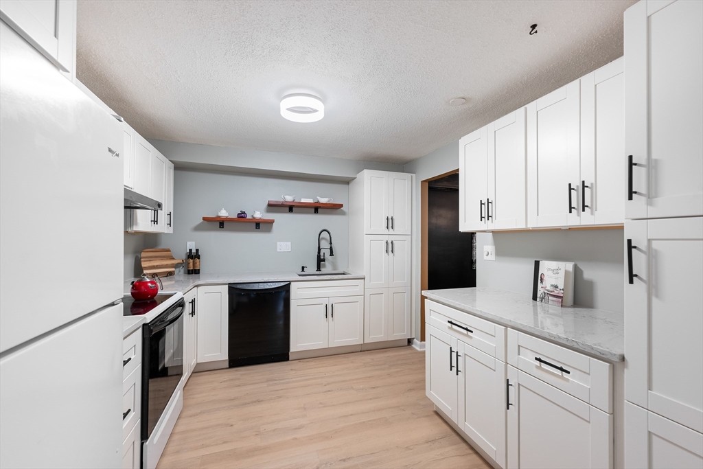 247 N. Main St # 4