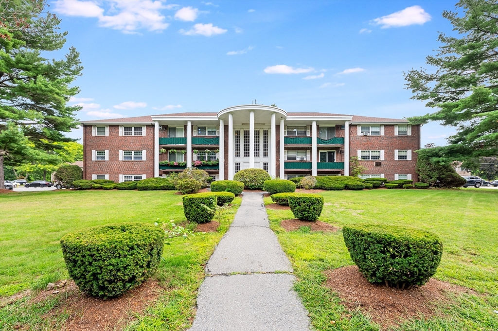 247 N. Main St # 4