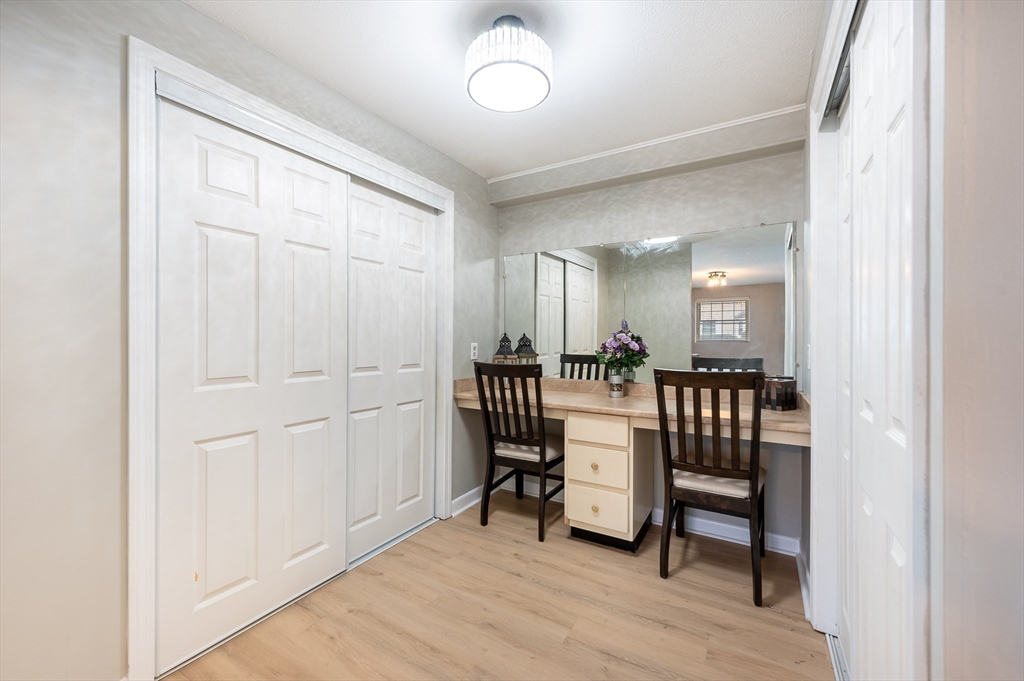 247 N. Main St # 4