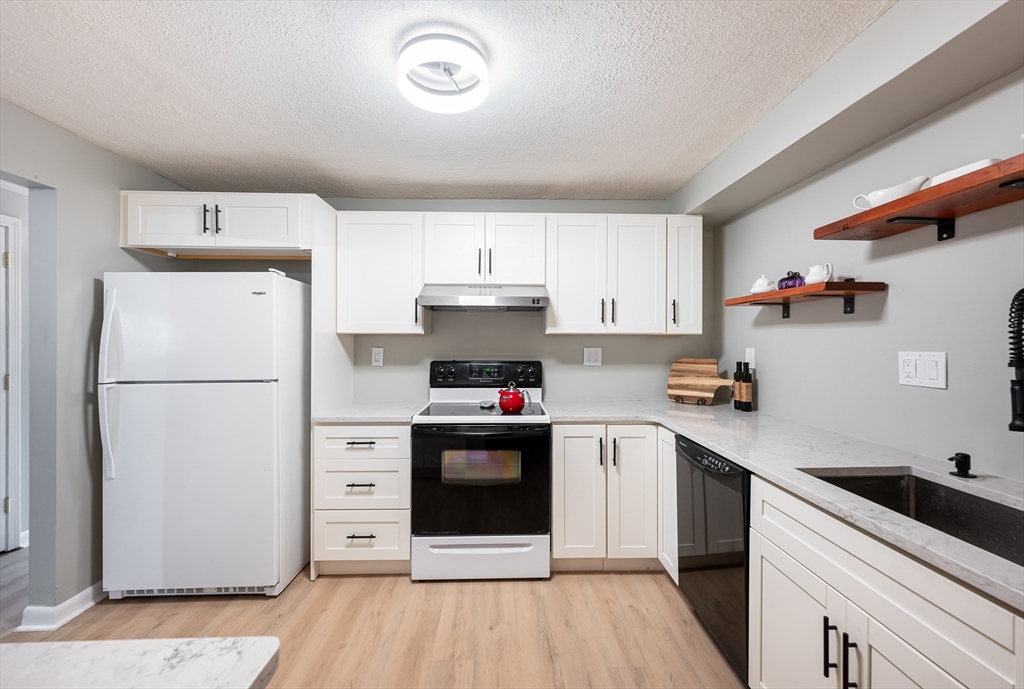 247 N. Main St # 4
