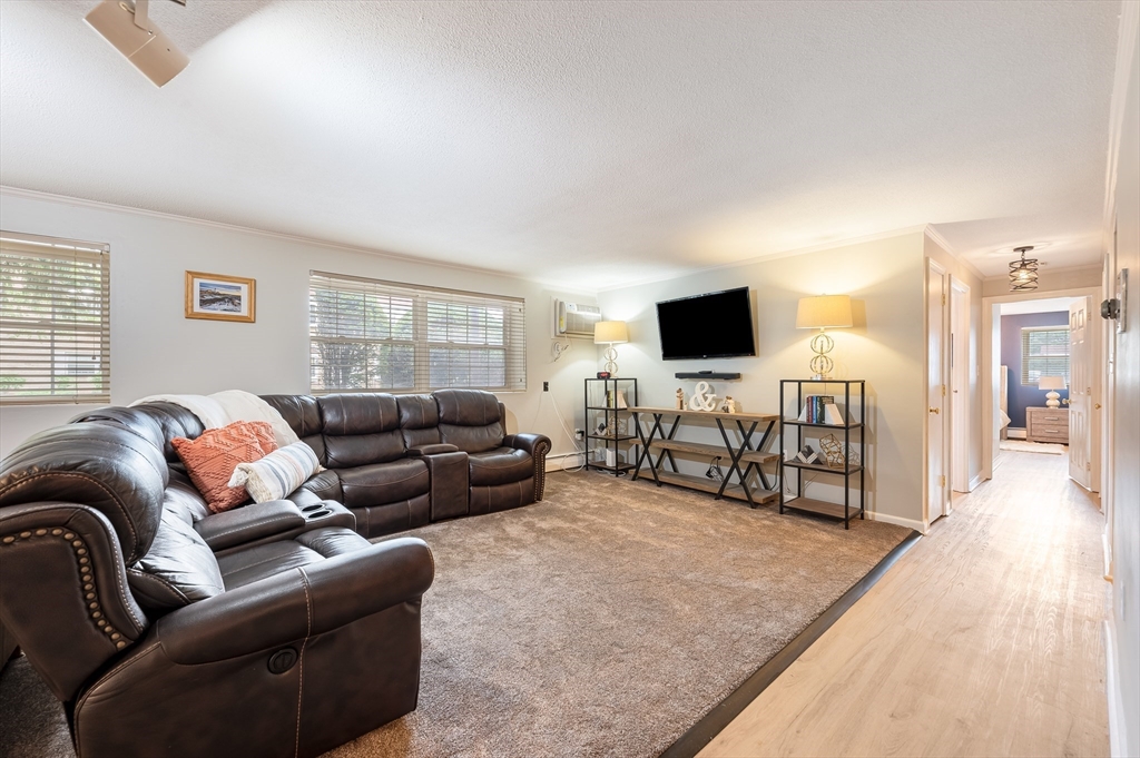247 N. Main St # 4