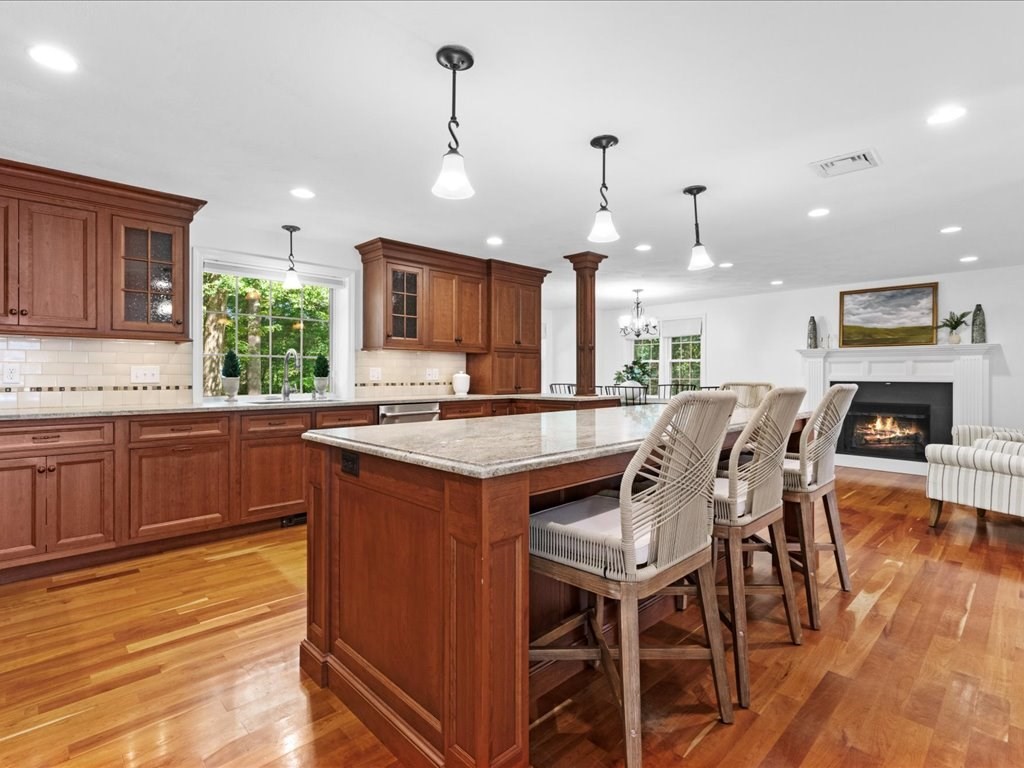 18 Old Mill Rd