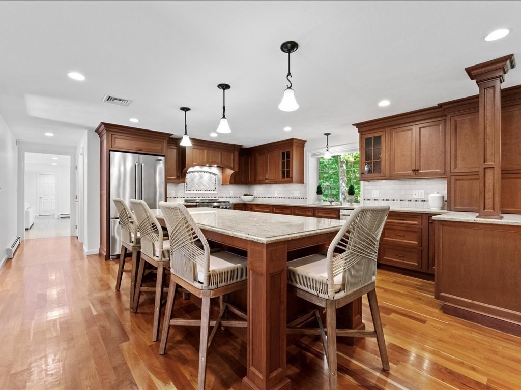 18 Old Mill Rd