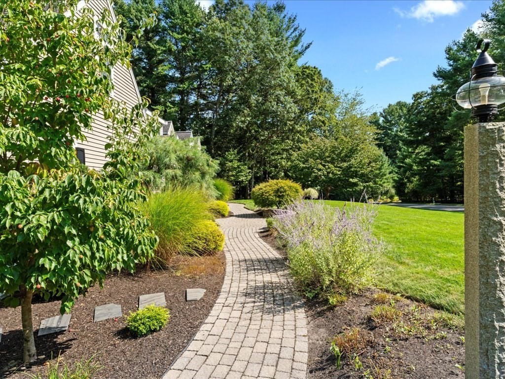 18 Old Mill Rd
