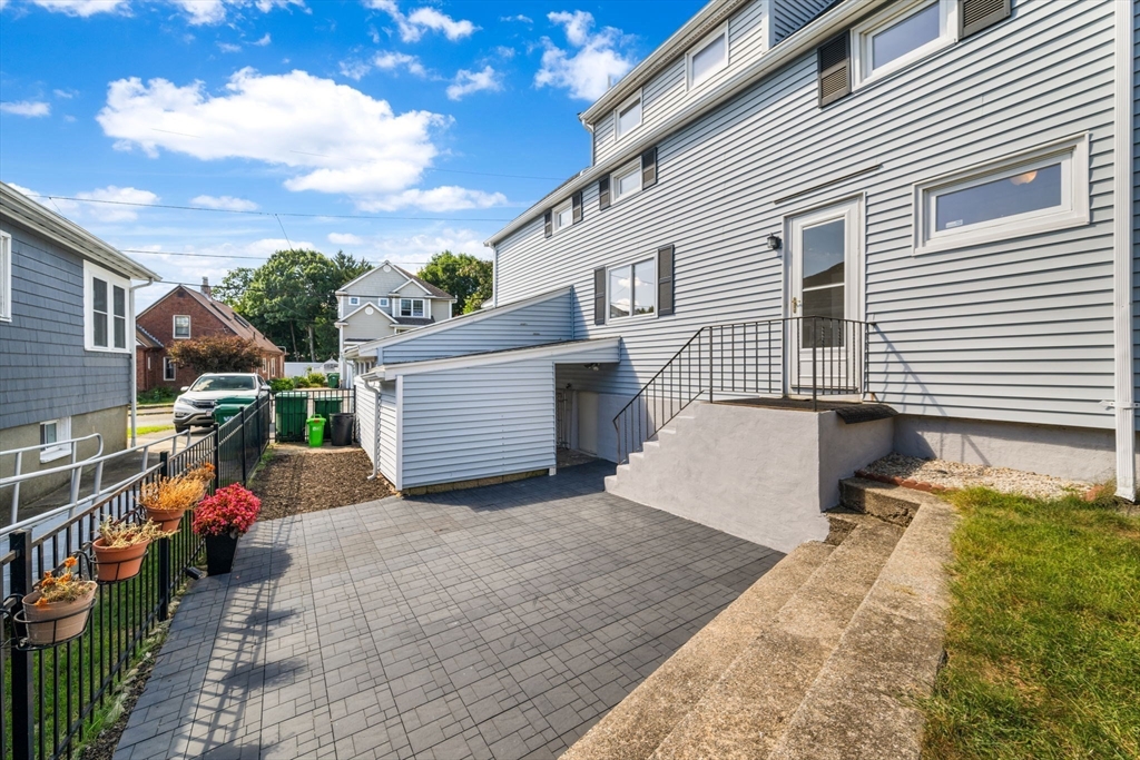 89 Sherwood Rd