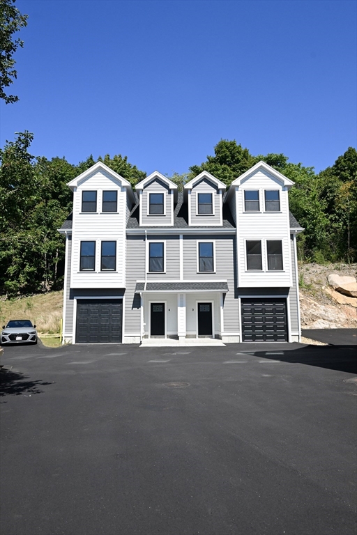 339 Quarry St # 4