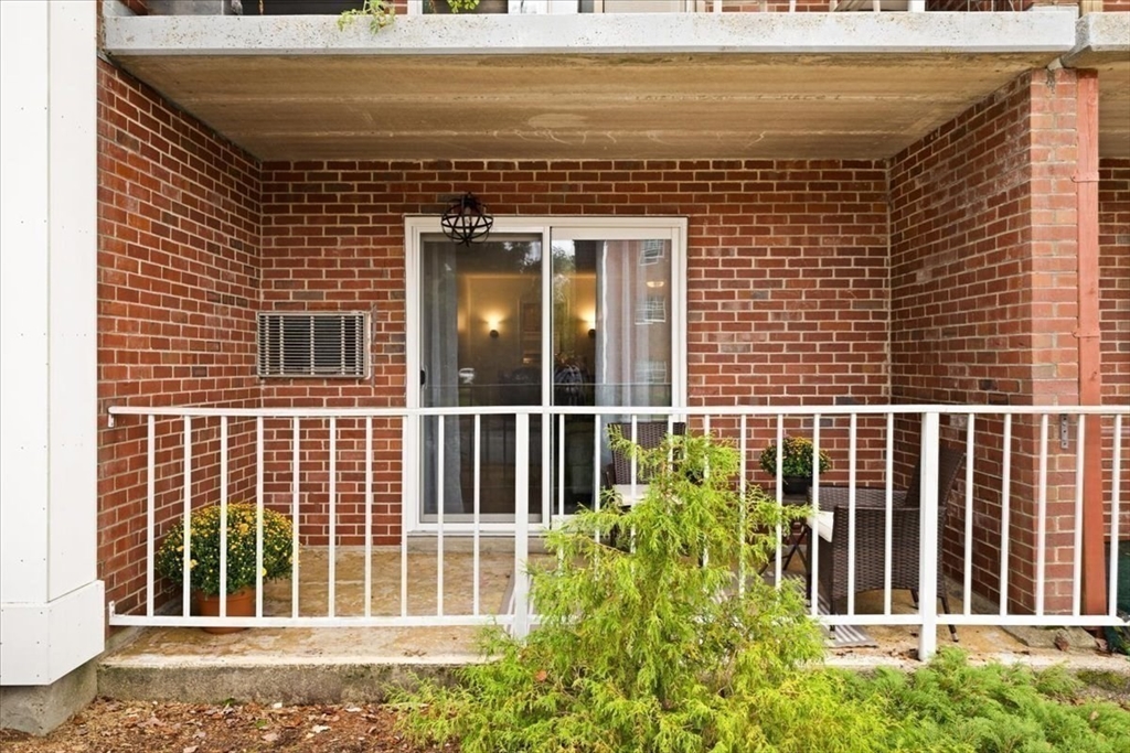 65 Webster Street # 110