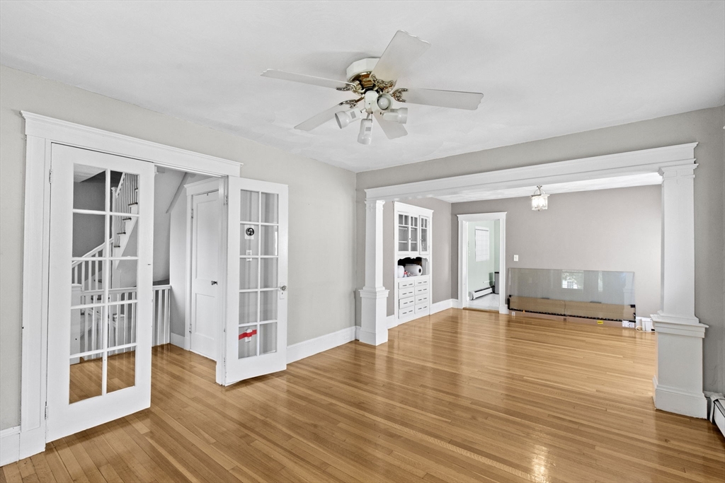 107 Barnes Ave