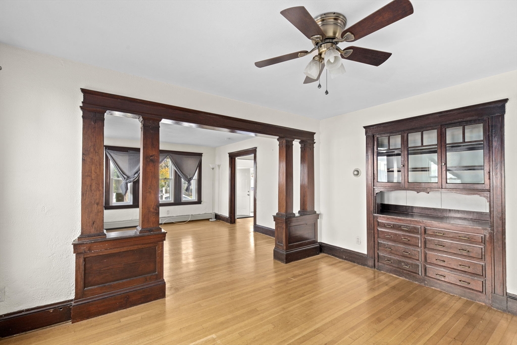 107 Barnes Ave