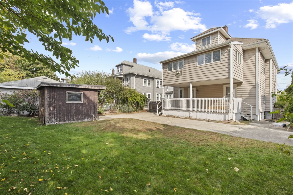 107 Barnes Ave