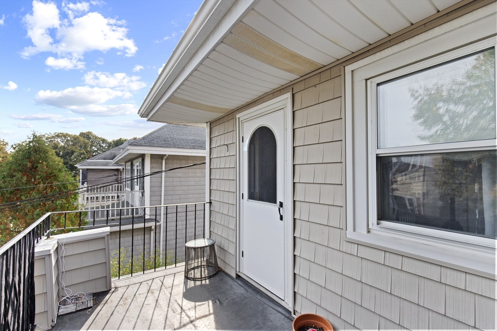 107 Barnes Ave