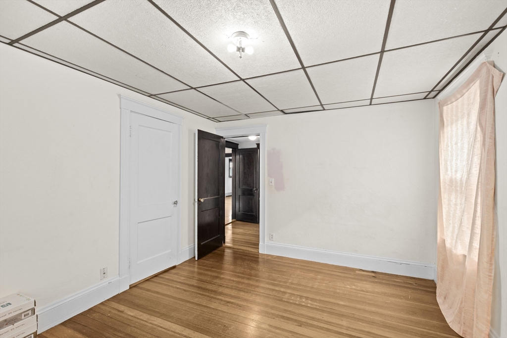 107 Barnes Ave