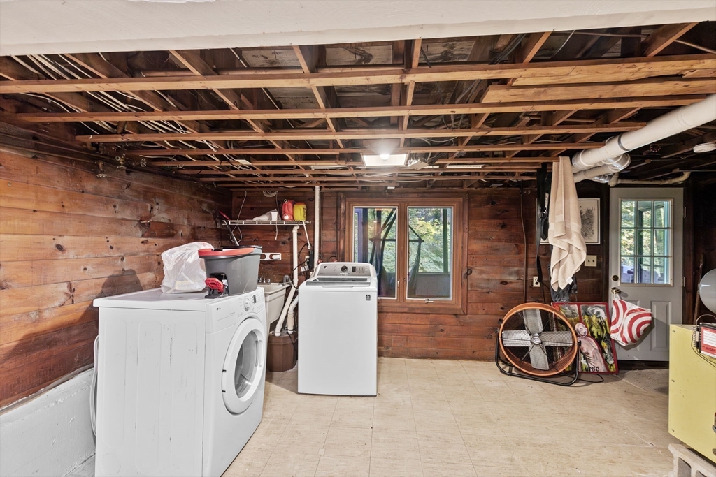 186 Colonel Hunt Dr