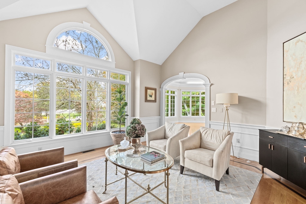 36 Farmside Dr