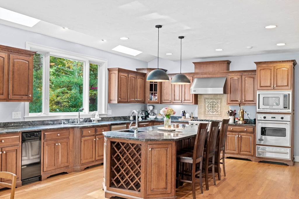 36 Farmside Dr