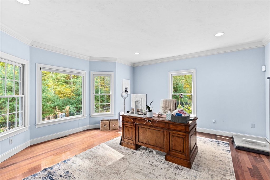 36 Farmside Dr
