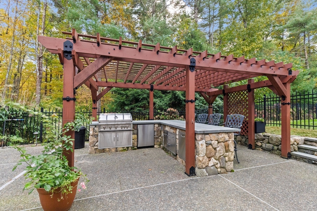 36 Farmside Dr
