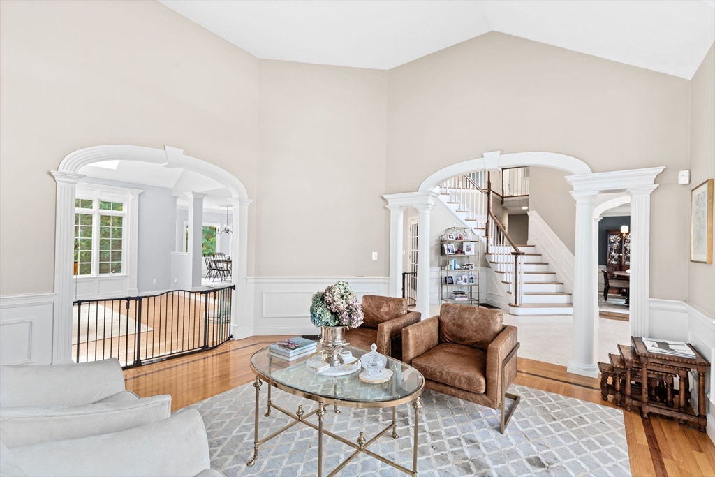 36 Farmside Dr