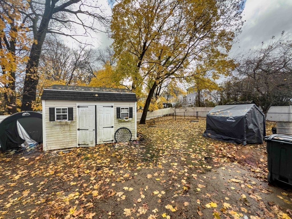 19 Metcalf Ave