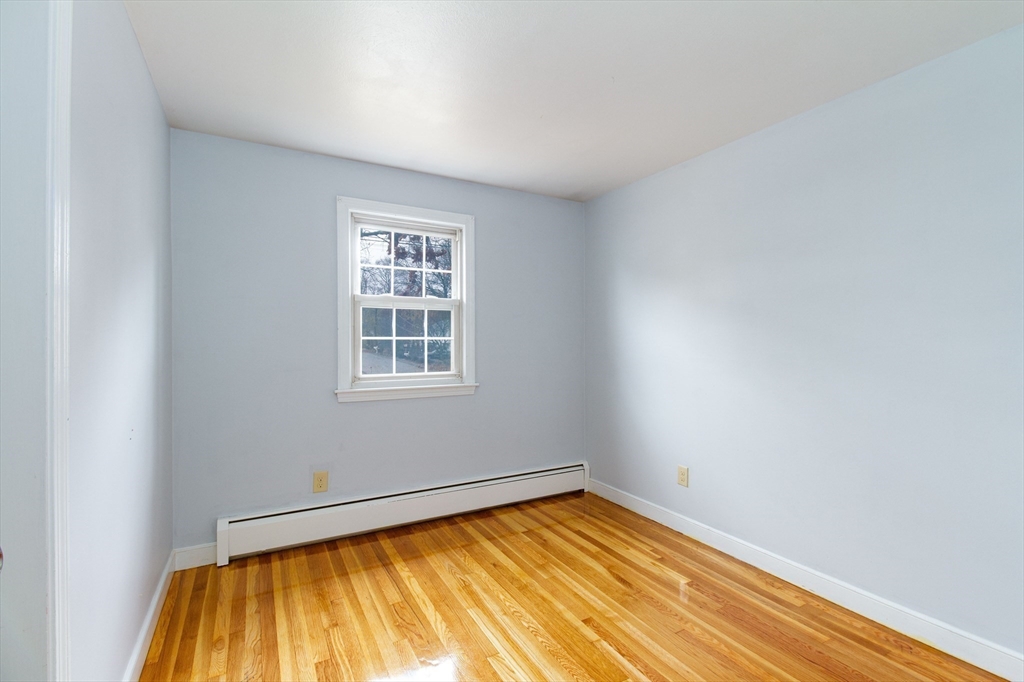 19 Metcalf Ave