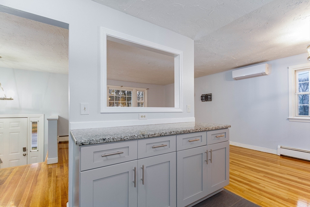 19 Metcalf Ave