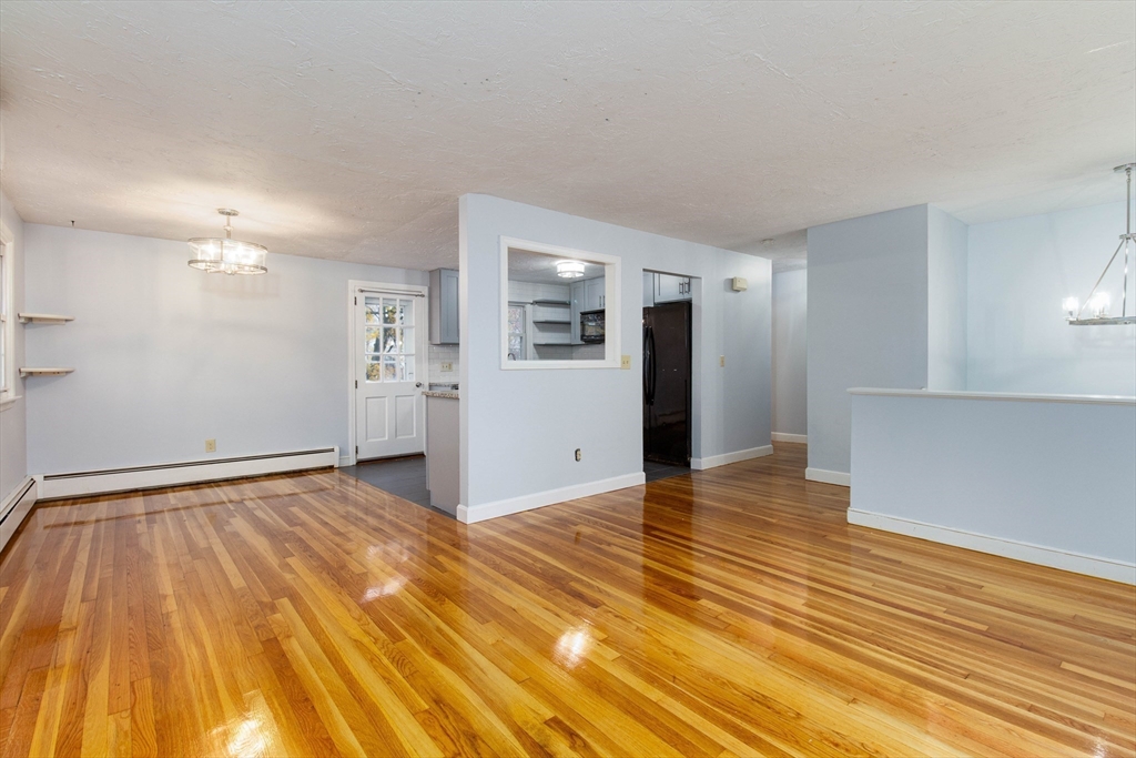 19 Metcalf Ave