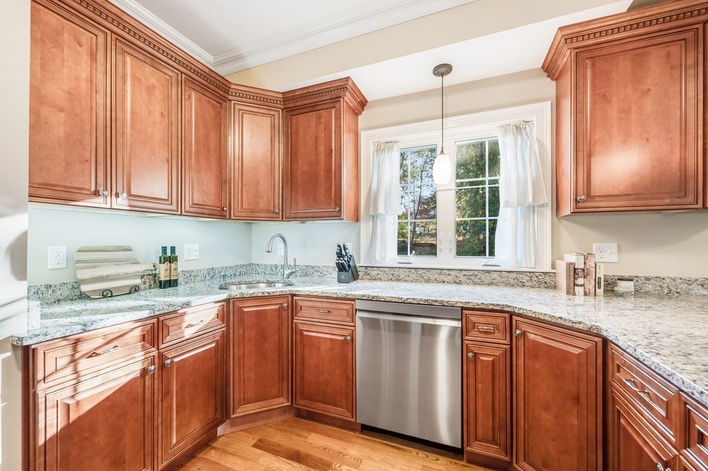 159 Willard St # 4