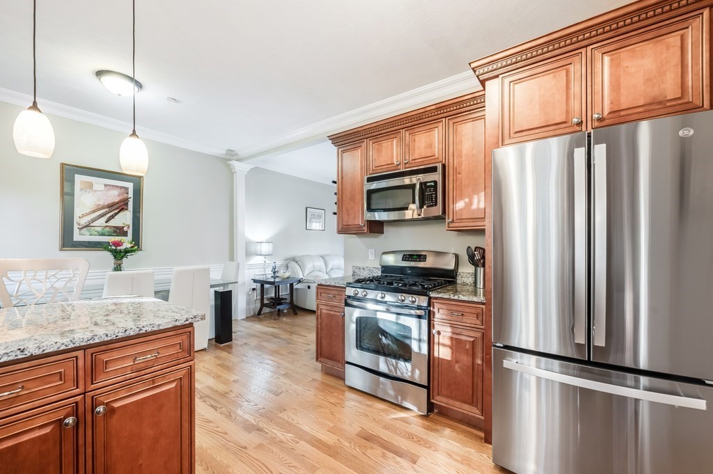 159 Willard St # 4