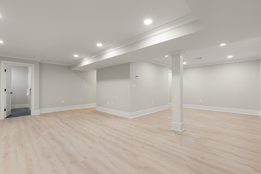 39 Rindge Ave