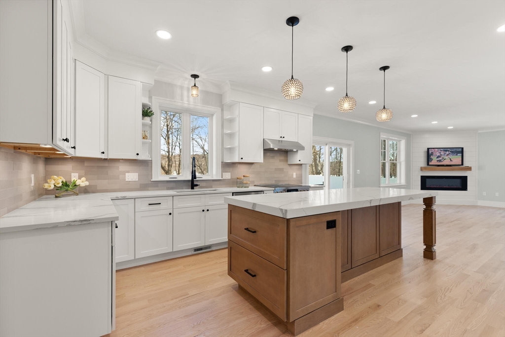 39 Rindge Ave