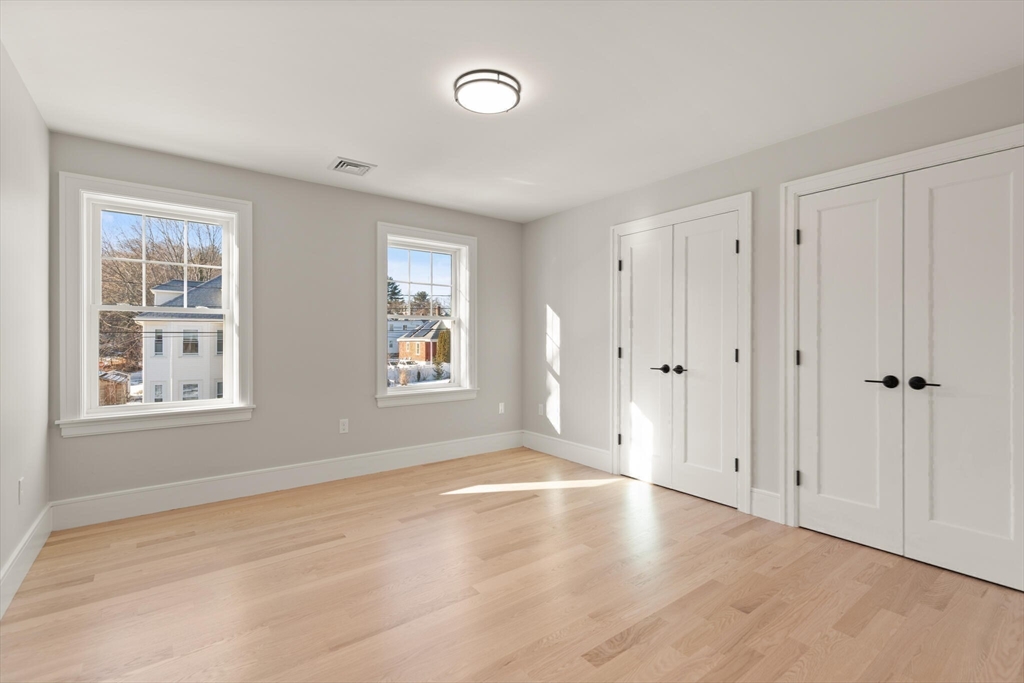 39 Rindge Ave