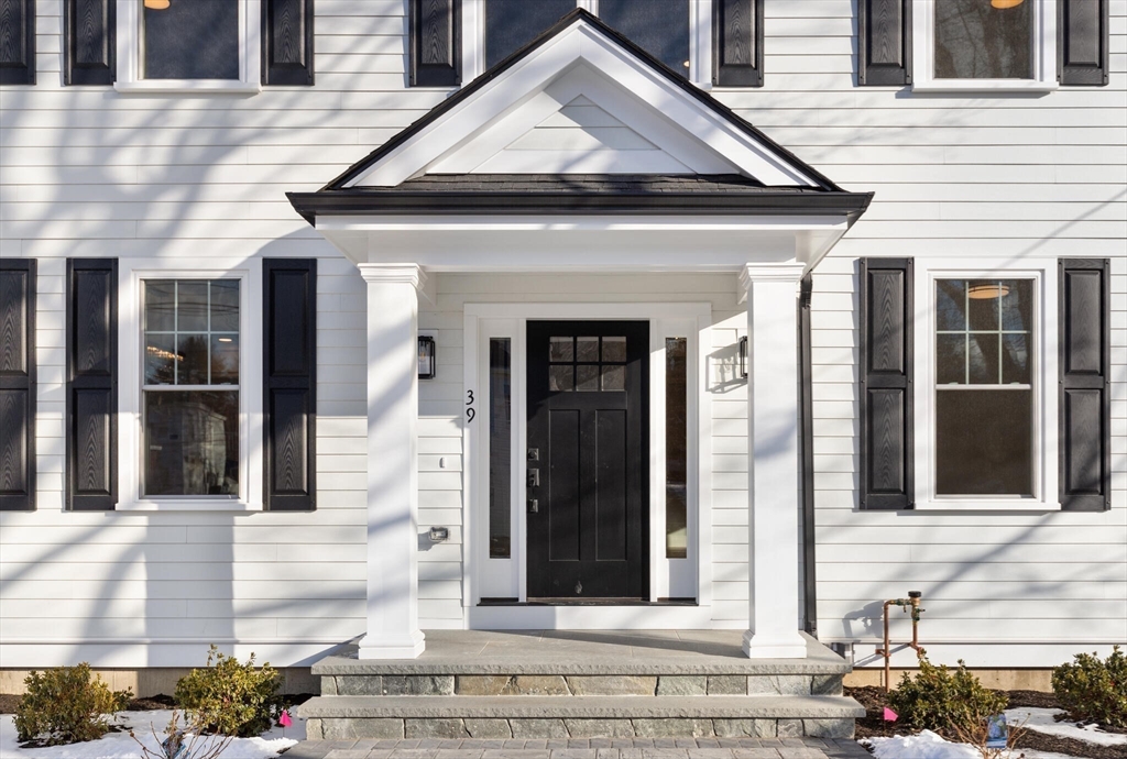 39 Rindge Ave