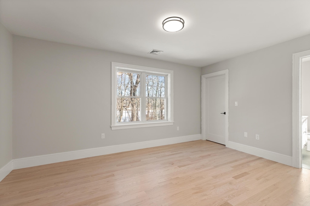 39 Rindge Ave