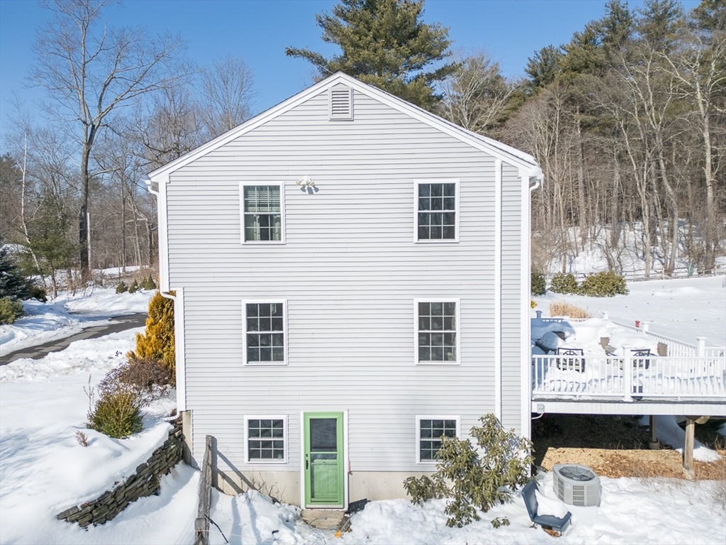 44 Kemp St
