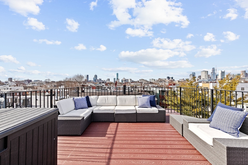 198 W 6th St # 3