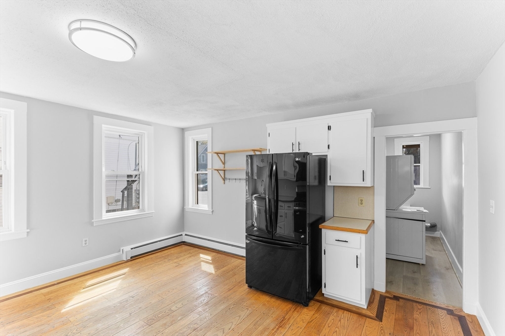 392 Washington St # 1