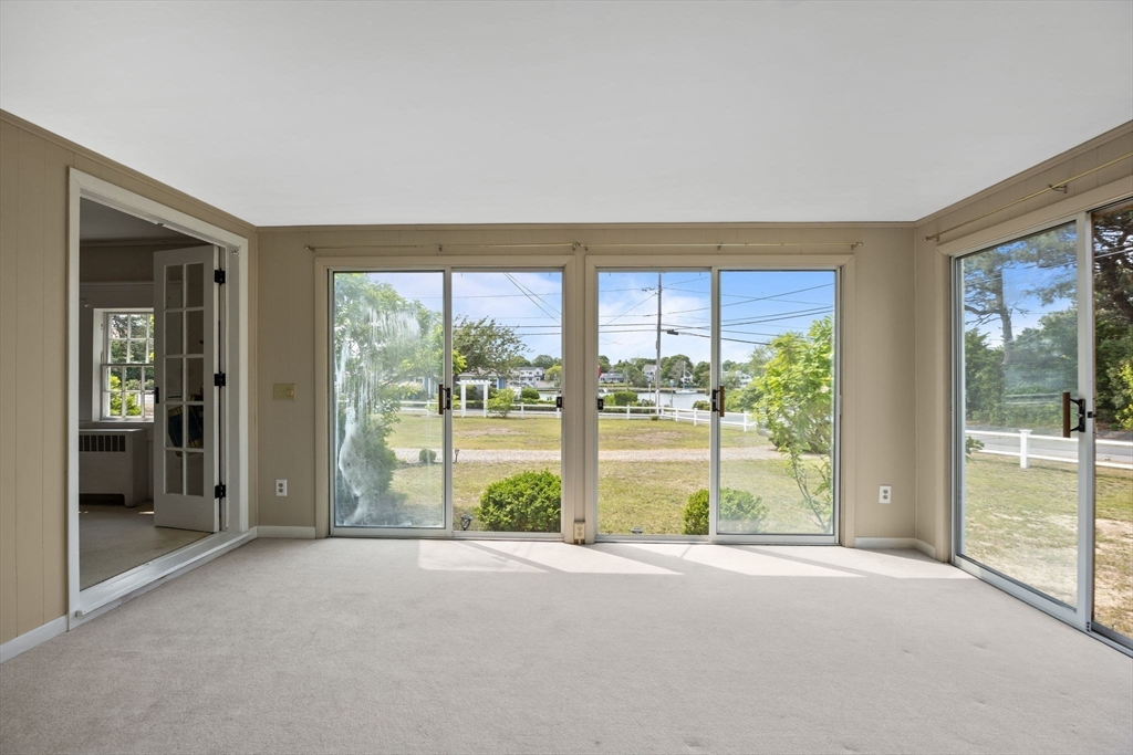 36 Uncle Barneys Rd