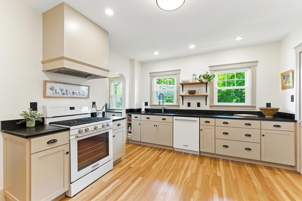 29 Hillcrest Circle # 2