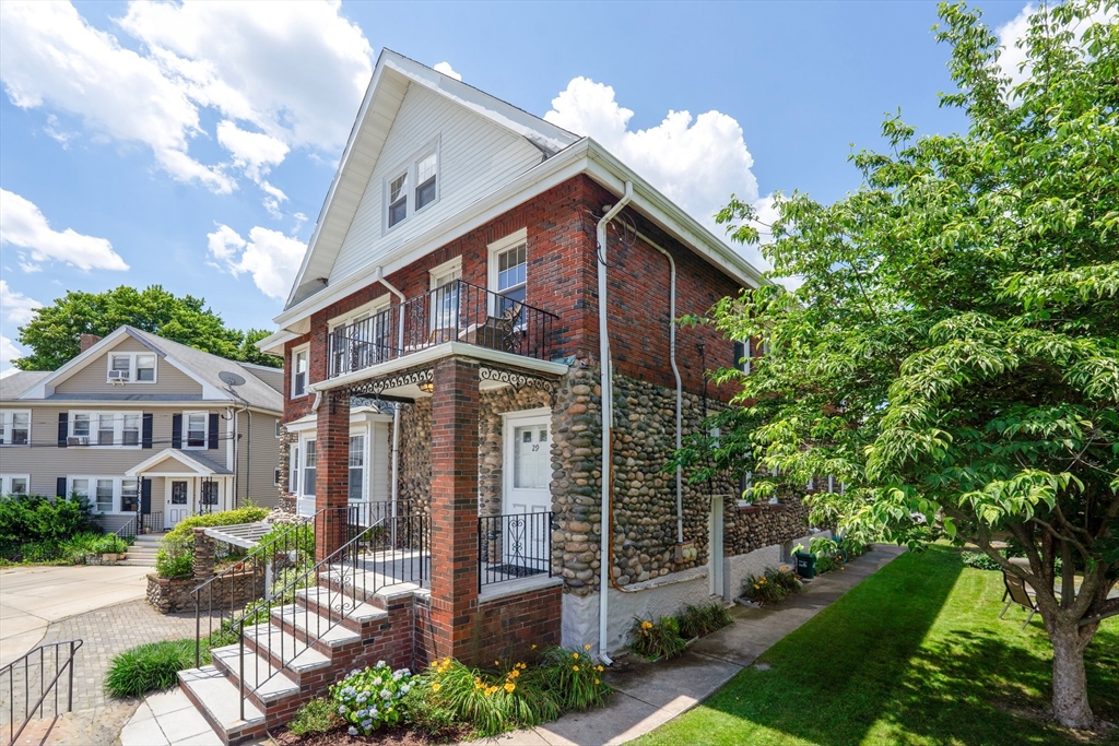 29 Hillcrest Circle # 2